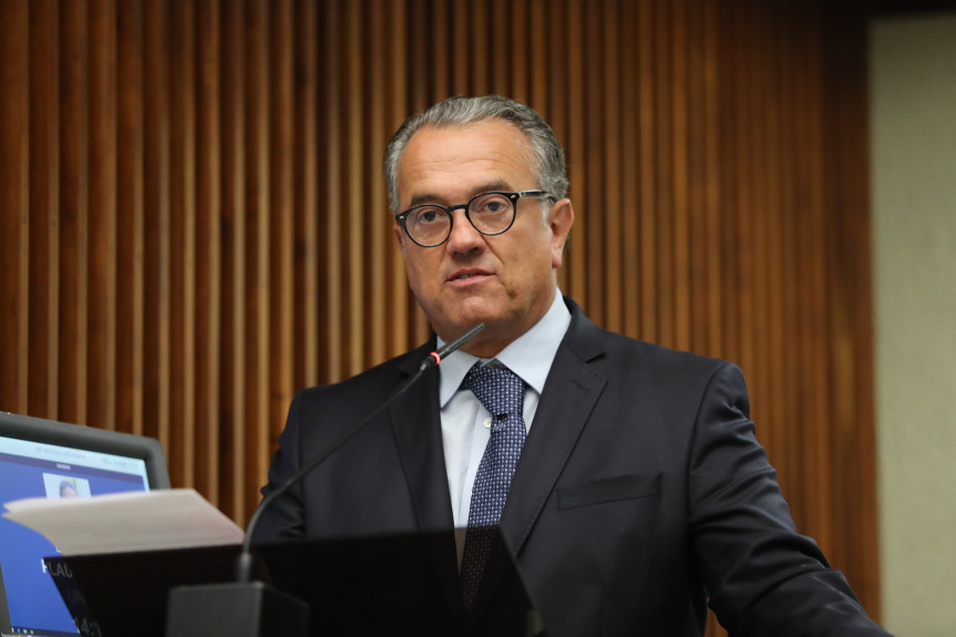 Deputado Plauto Miró (União).