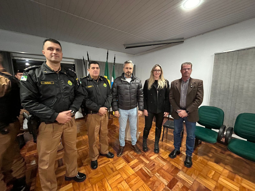Encontro ocorreu nesta quarta-feira (10) com a presença do deputado estadual Fabio Oliveira (Podemos) e representantes da Secretaria de Estado da Segurança Pública (SESP) e Polícia Militar do Paraná.