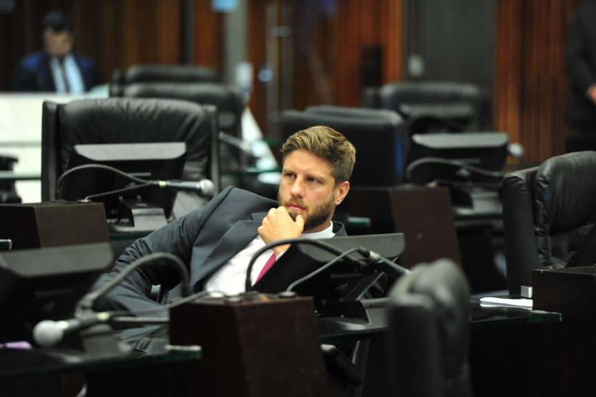 Deputado Requião Filho (PT), líder da Oposição.