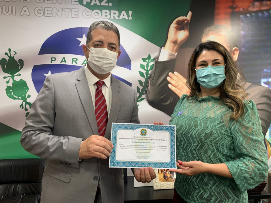 Deputado Cobra Repórter recebe homenagem do Conselho Regional de Fisioterapia