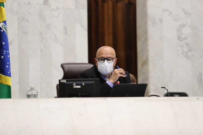 Deputado Luiz Claudio Romanelli (PSB), primeiro secretário da Assembleia Legislativa.