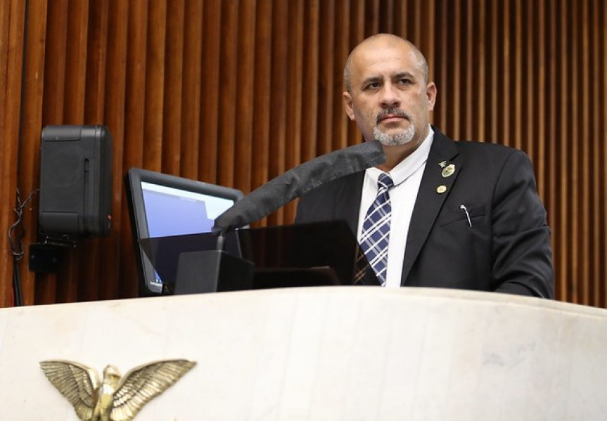 Deputado Soldado Fruet (PROS).