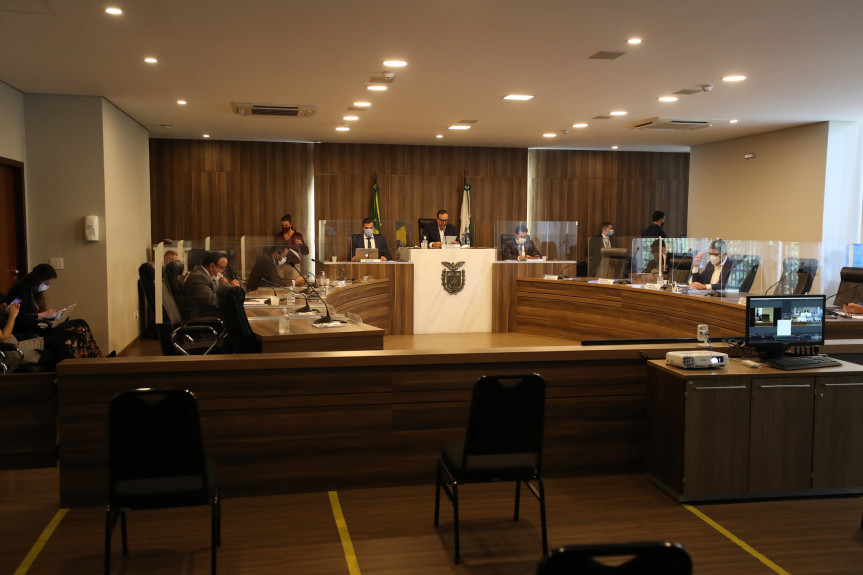 Aprovado na CCJ parecer favorável ao projeto que financia a criação do Programa Educação para o Futuro.