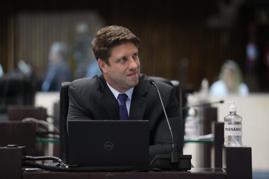 Deputado Requião Filho (PT).