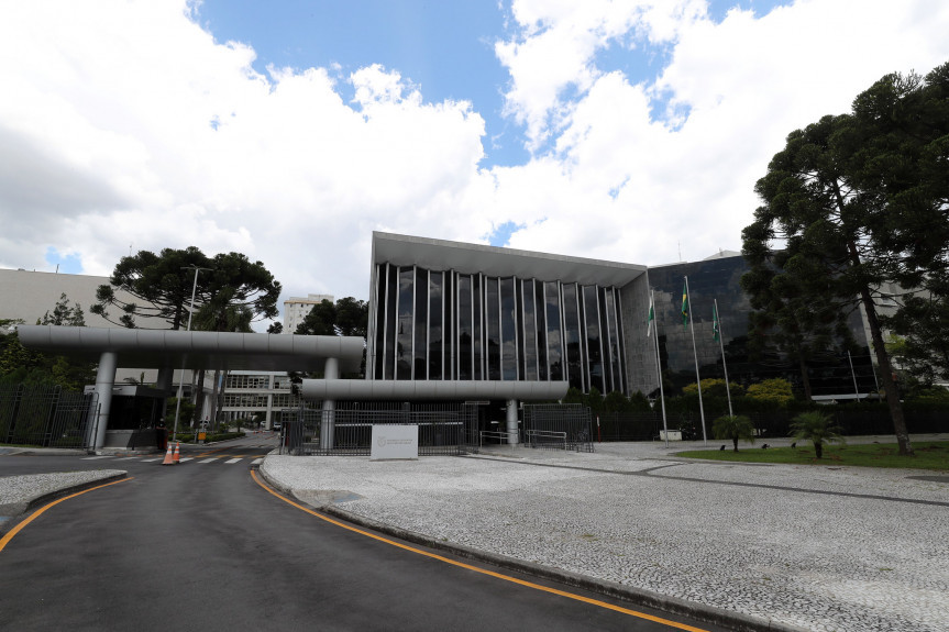 Assembleia Legislativa do Paraná.