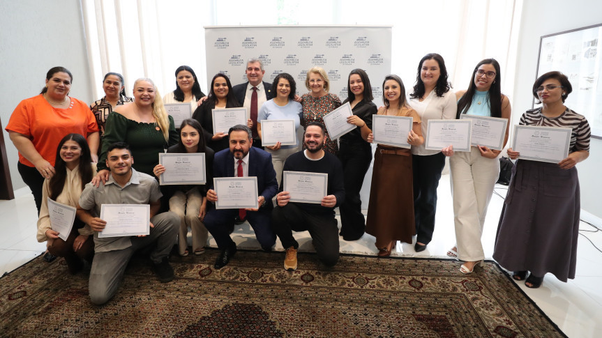 Homenagens foram entregues na manhã desta quarta-feira (3), no Salão Nobre.