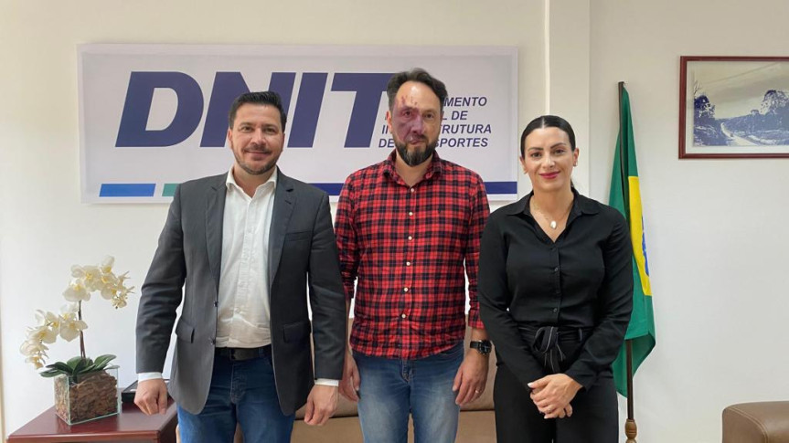 A deputada estadual Mabel Canto (PSDB) e o deputado Arilson Chiorato (PT) estiveram nesta terça-feira (31) na superintendência regional do Departamento Nacional de Infraestrutura de Transportes (DNIT),