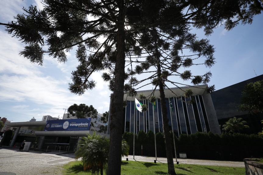 As atividades na Assembleia serão retomadas na quarta-feira (22).