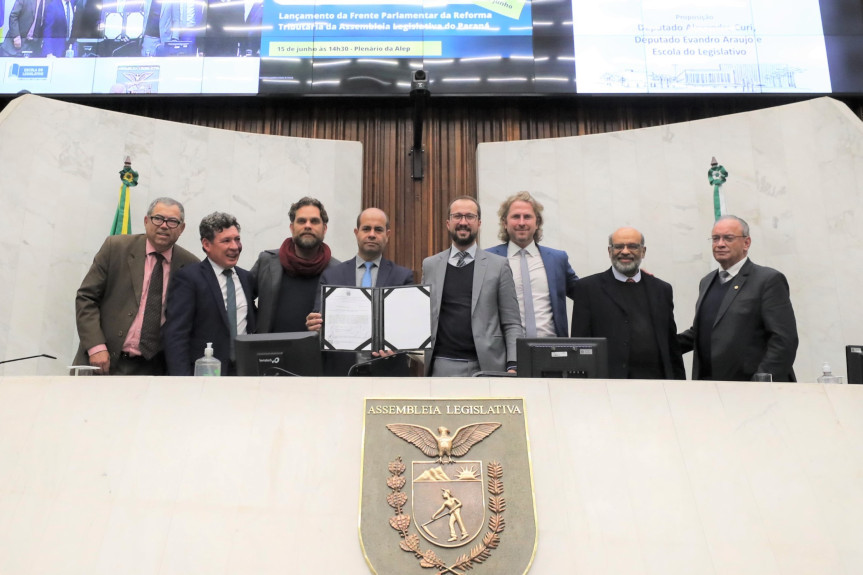 No seminário, a Frente Parlamentar da Reforma Tributária da Assembleia Legislativa foi instalada.