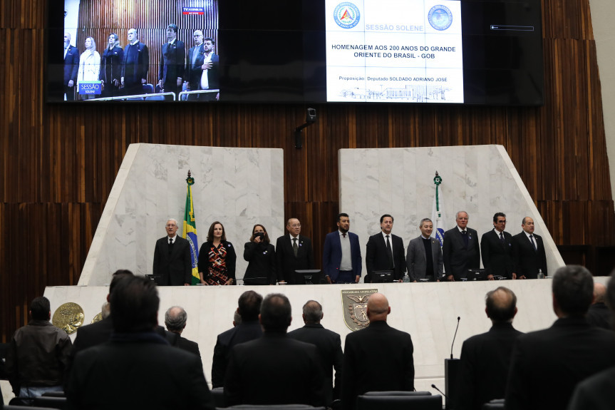 Assembleia celebra os 200 anos da entidade maçônica Grande Oriente do Brasil.