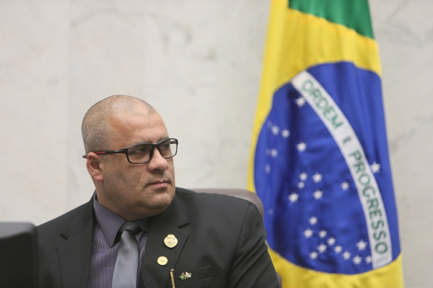 Deputado Soldado Fruet (PROS).
