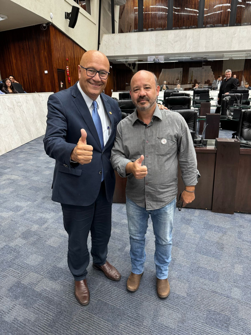 Romanelli e Celso Vedam, presidente do Sindicato dos Zootecnistas do Paraná.