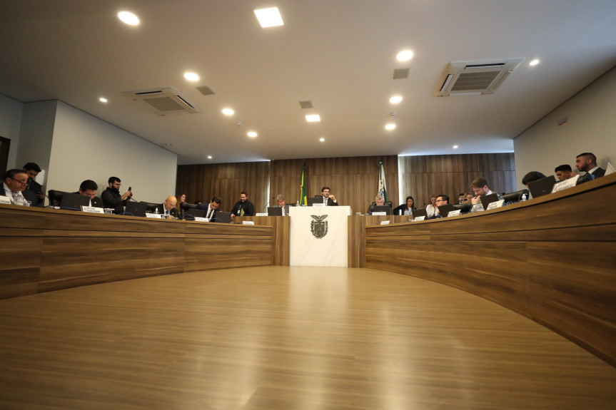 Membros da CCJ reuniram-se na tarde desta terça-feira (28), no Auditório Legislativo.