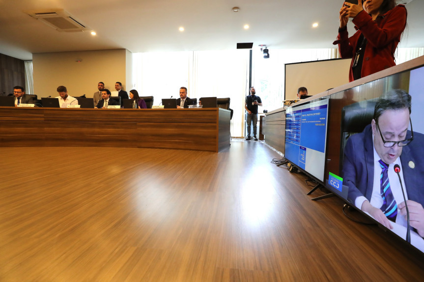Reunião aconteceu no Auditório Legislativo, na tarde desta terça-feira (21).