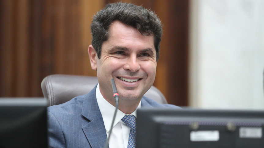 Proposta apresentada pelo deputado Alexandre Curi (PSD) confere maior segurança jurídica às entidades que atuam no Paraná.