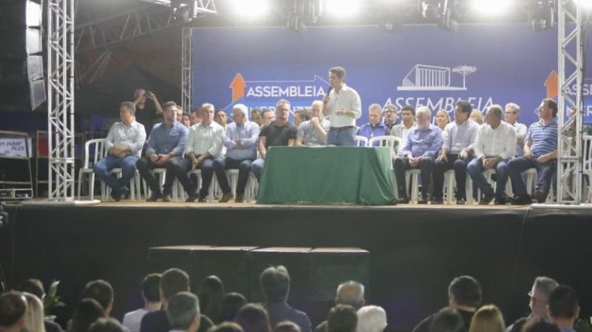 Sessão Especial ocorreu na noite desta quinta-feira (4), durante a Expoban 2025 .
