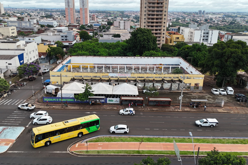O Terminal Metropolitano será construído em uma área de mais de 12 mil metros quadrados e deverá atender cerca de 50 mil passageiros por dia.