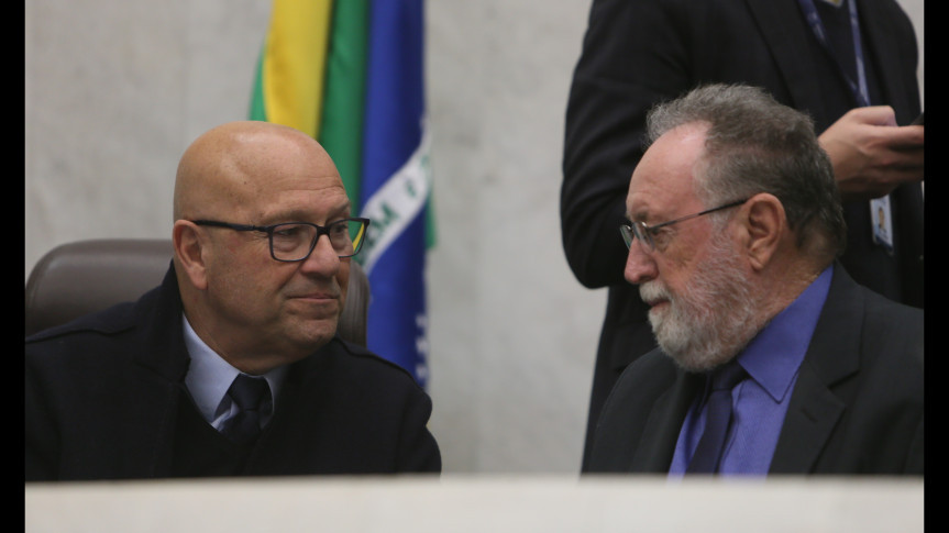 Deputados Luiz Claudio Romanelli (PSB) e Tercílio Turini (CDN) querem a mudança de local da praça de pedágio de Jataizinho, na BR-369.