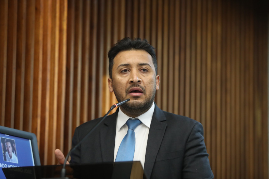 O relator, deputado Soldado Adriano José, destacou a constitucionalidade, legalidade e legitimidade do projeto, ressaltando a competência do Poder Executivo para sua proposição.