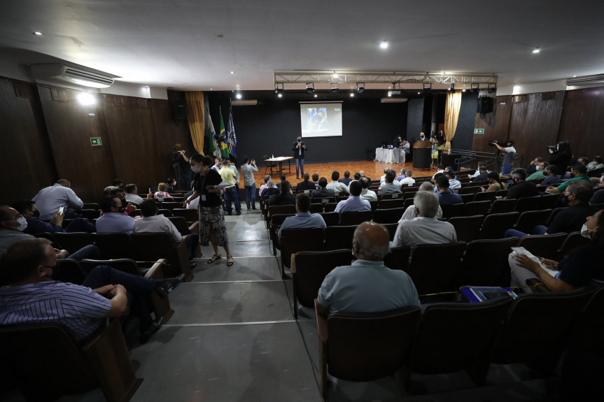 Deputados criticam altos valores do pedágio no Norte Pioneiro e demonstram preocupação com o modelo apresentado pelo Governo Federal.