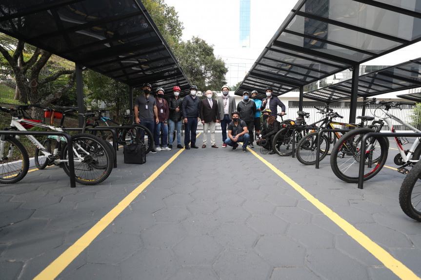 Bicicletário está entre uma das ações do Legislativo para incentivar a utilização do meio de transporte.