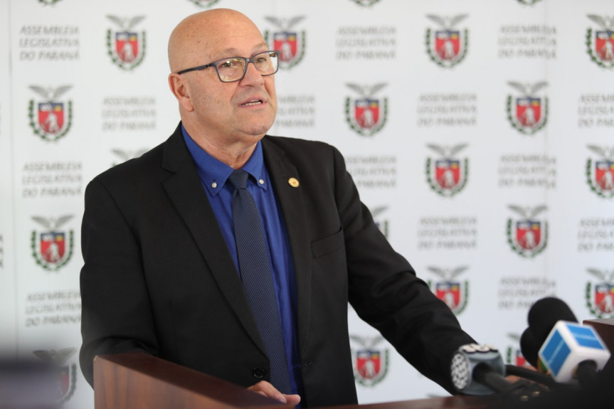 Deputado Luiz Cláudio Romanelli (PSB), primeiro secretário da Assembleia Legislativa.