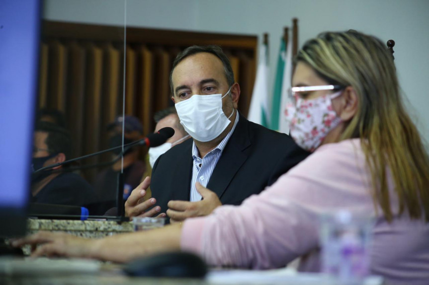 Reunião da Comissão Especial de Vacinação.