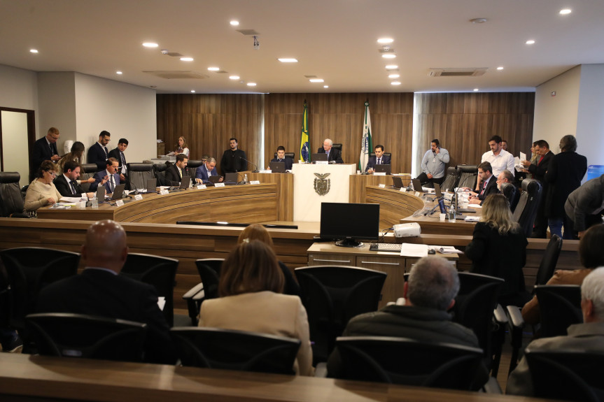 Reunião da Comissão de Constituição e Justiça (CCJ) da Assembleia Legislativa desta terça-feira (18).