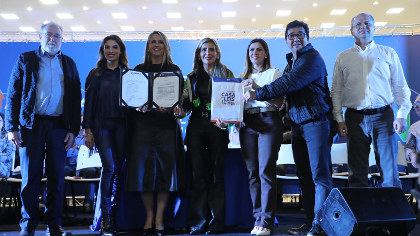 Reivindicações foram entregues durante Sessão Especial realizada nesta sexta-feira (12).