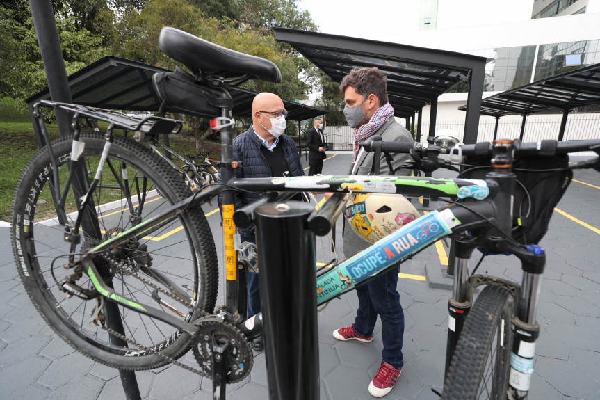 Bicicletário está entre uma das ações do Legislativo para incentivar a utilização do meio de transporte.