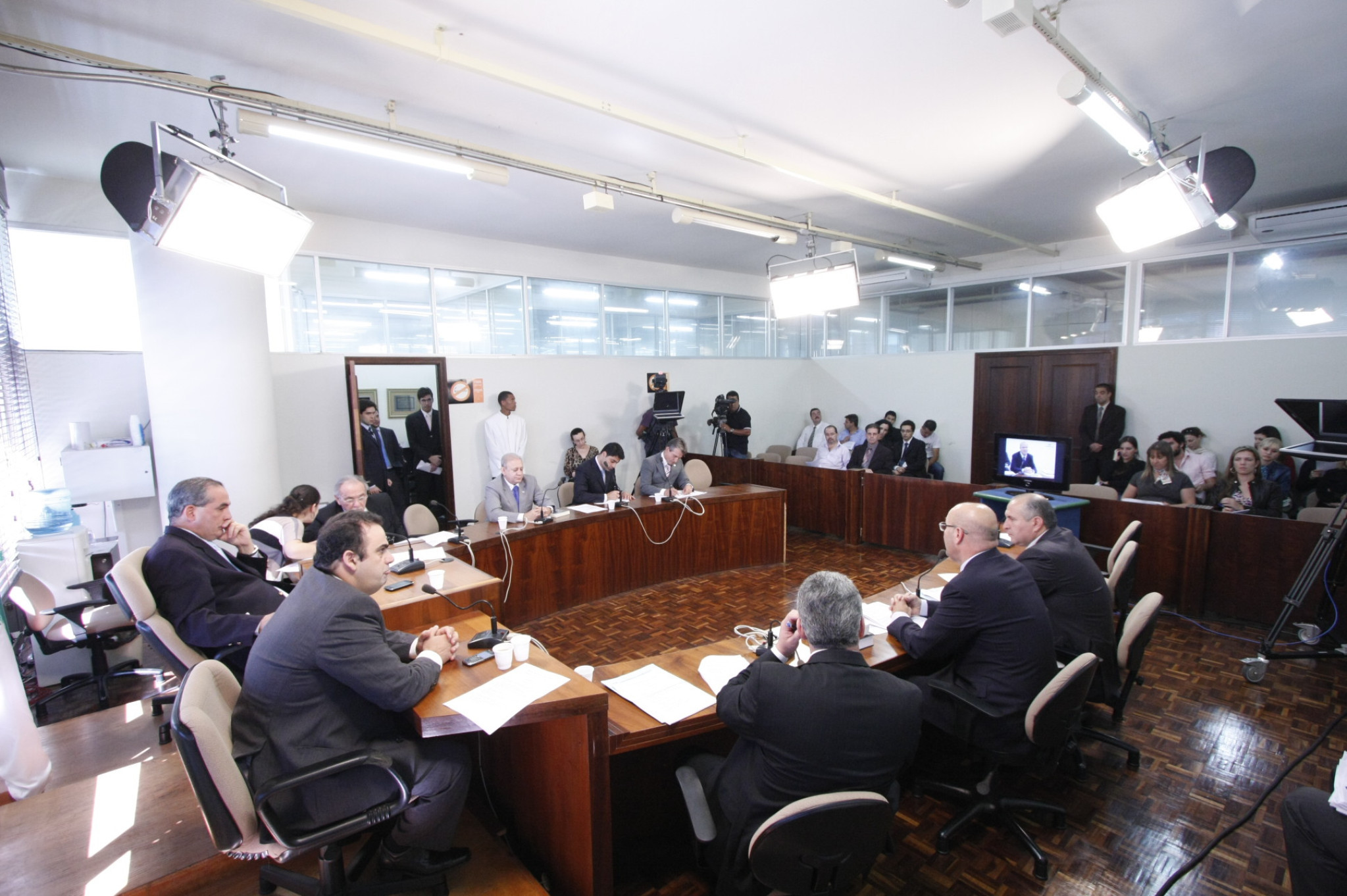 Termo Agentes Políticos é Eliminado do Projeto que Regulamenta Nomeação de Comissionados