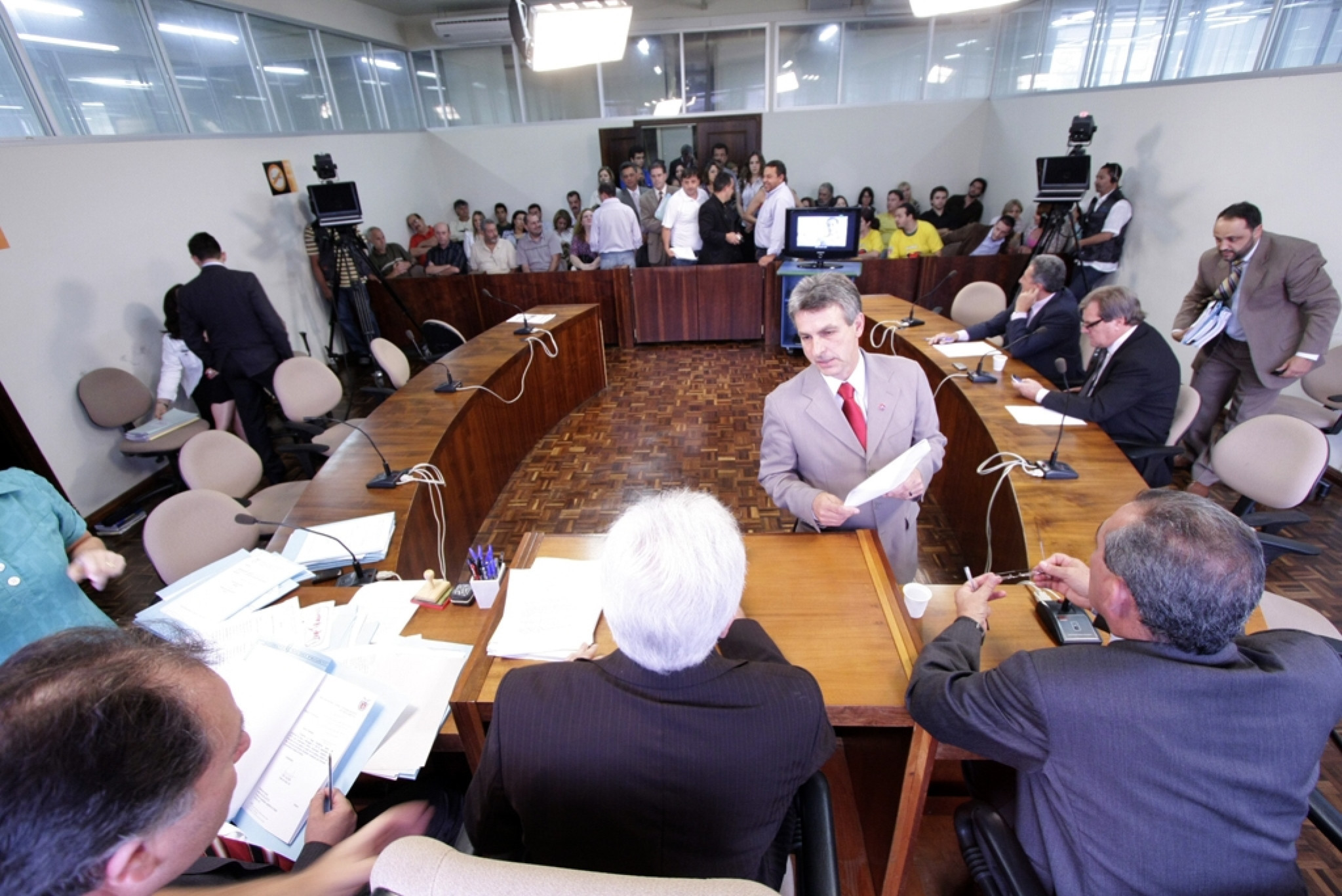 Manobra Regimental Adia Votação da Defensoria Pública Na Ccj