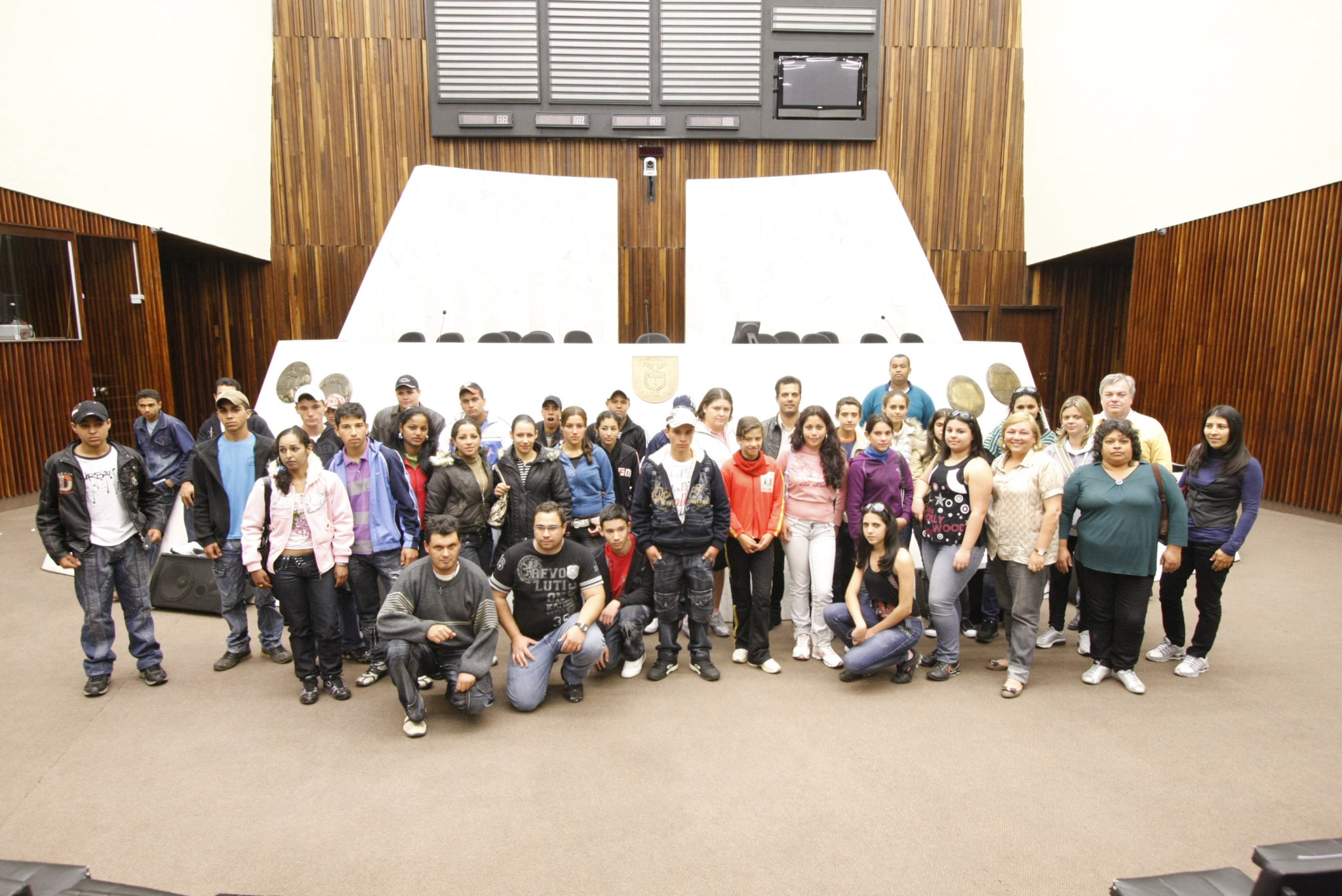 Alunos da Comunidade Briolândia Visitam a Assembleia Legislativa