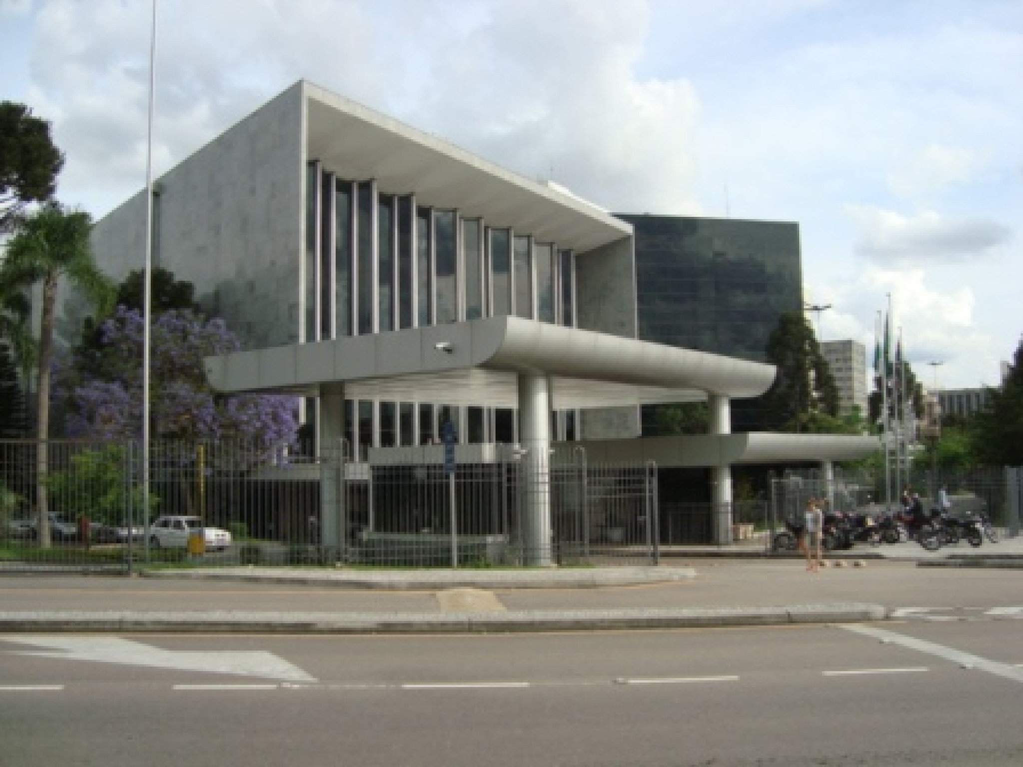 Assembleia Implantará Controle Computadorizado de Jornada de Trabalho