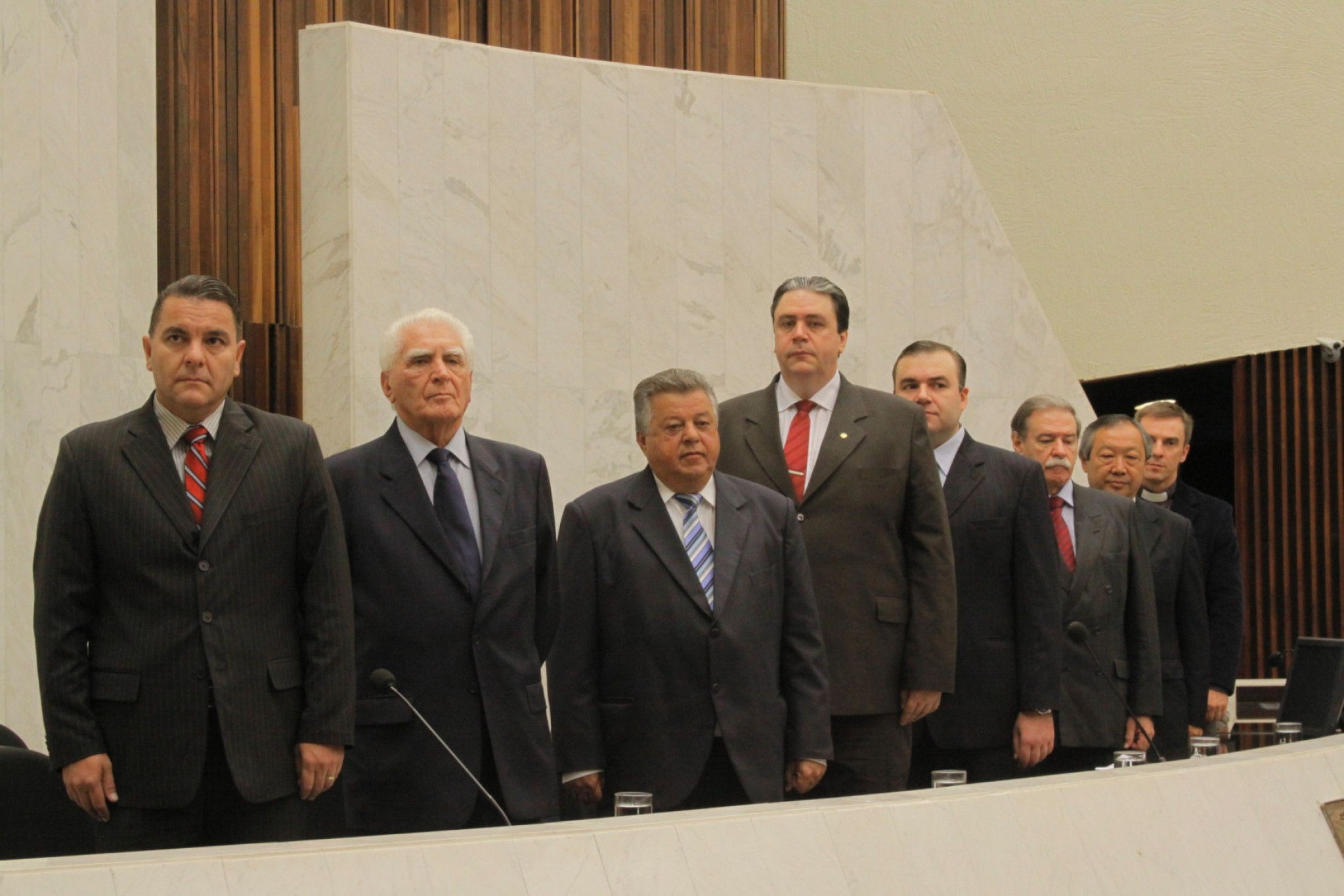 Assembleia Homenageia Curitibanos Ilustres Em Comemoração Pelos 317 Anos da Capital