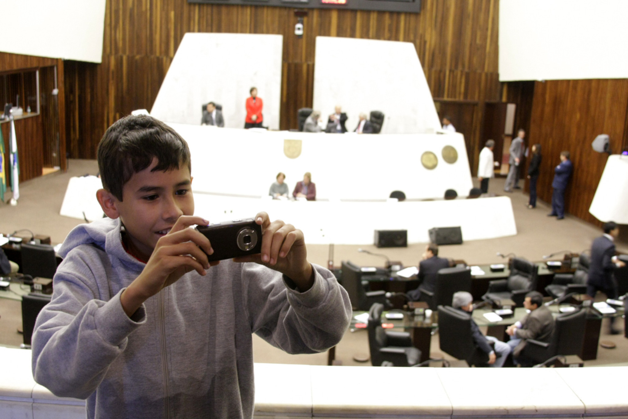 Estudante de Ipiranga Assiste Sessão Plenária da Assembleia