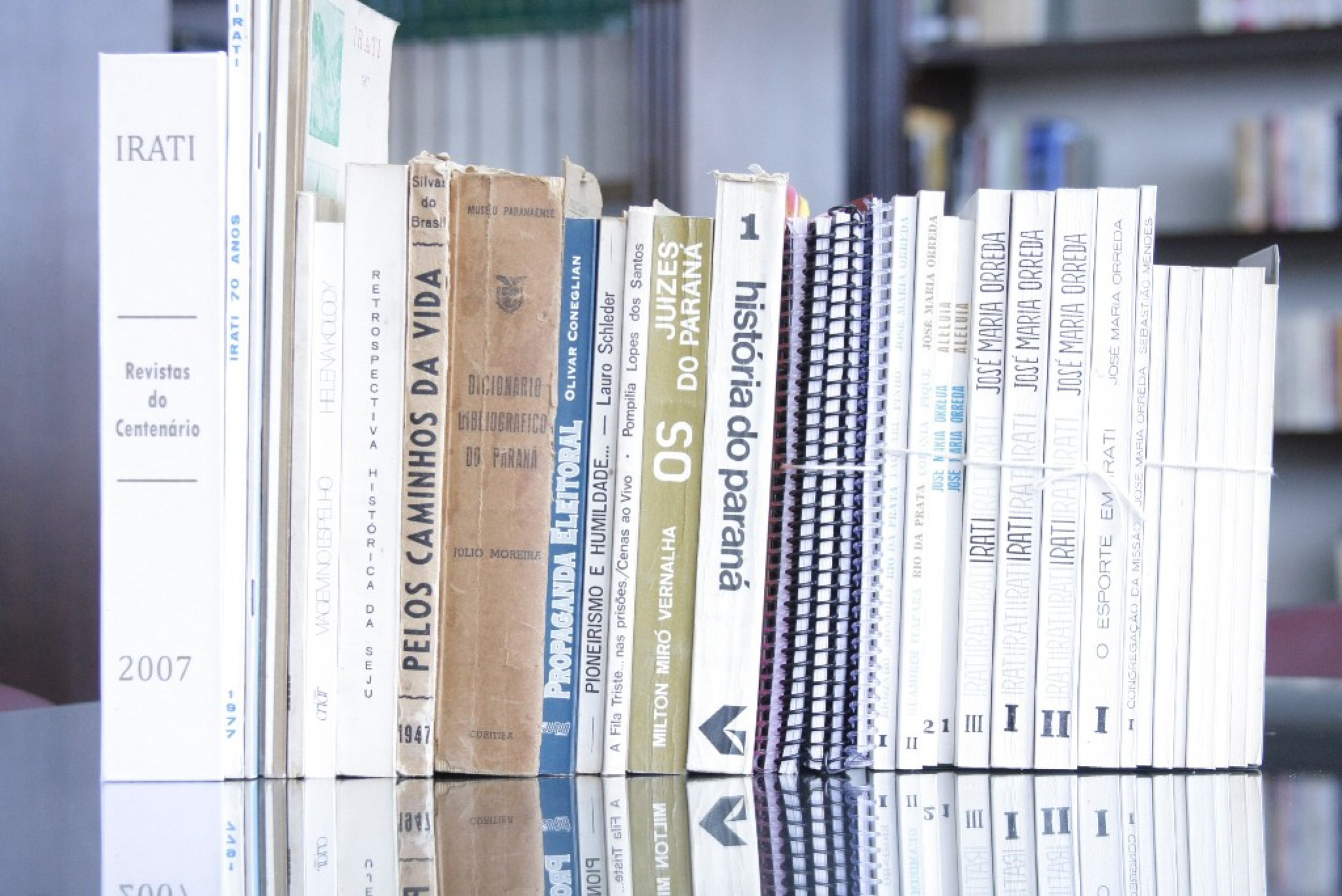 Biblioteca da Assembleia Legislativa Recebe Doações de José Maria Orreda