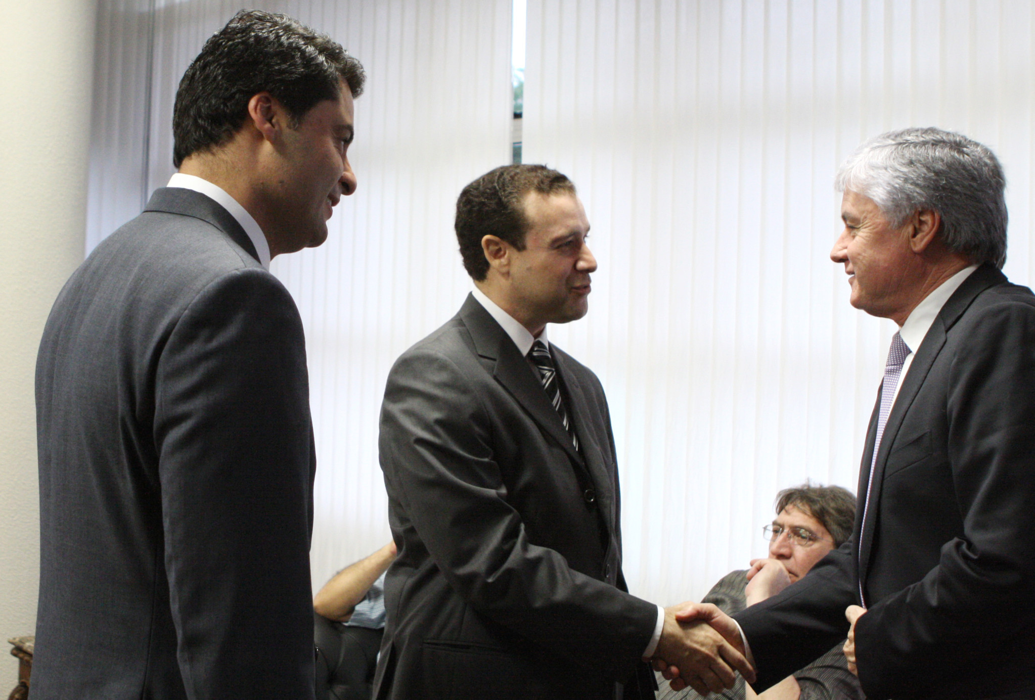 Rossoni recebe a visita do desembargador federal Néfi Cordeiro