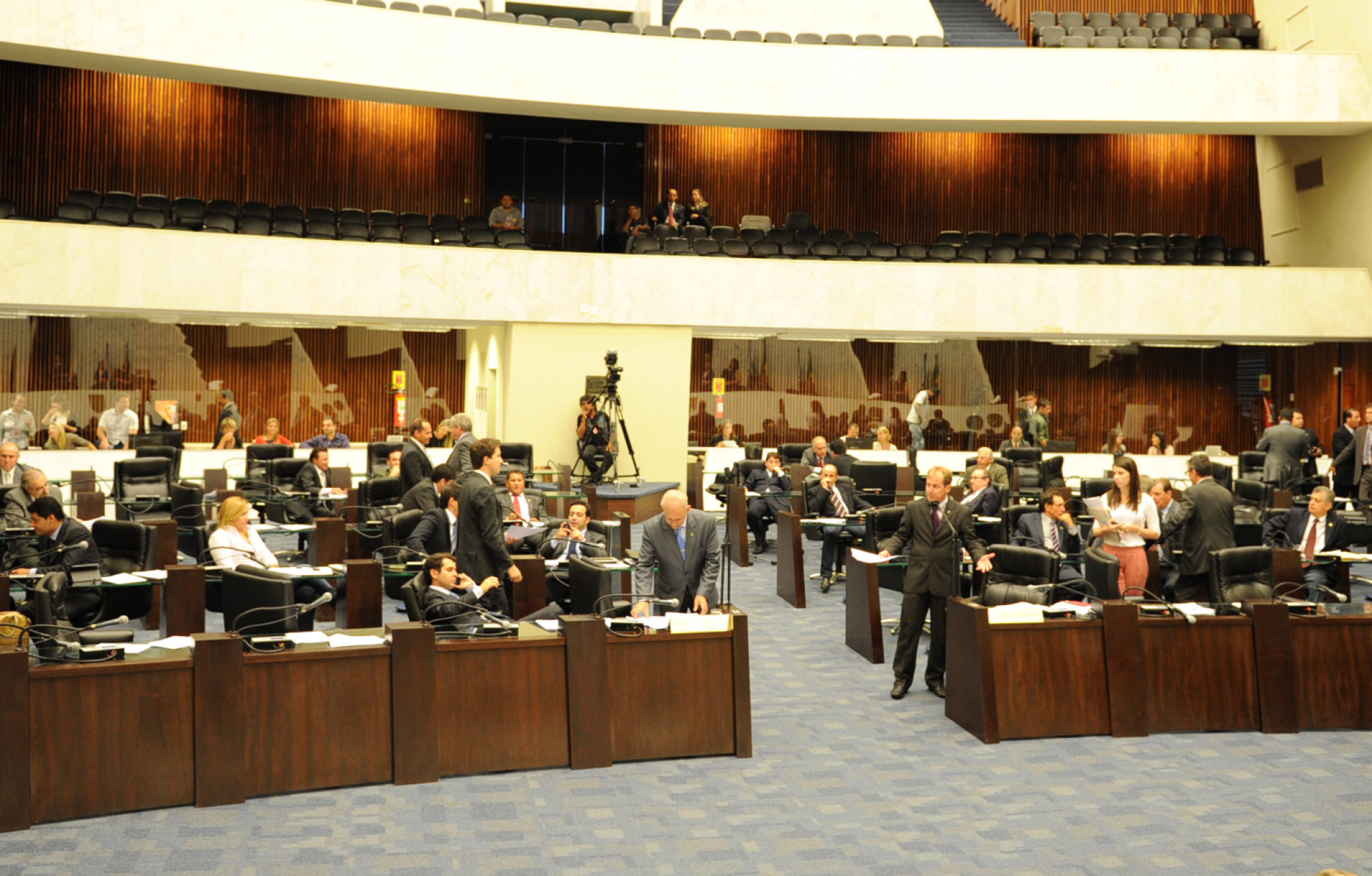 Veto ao projeto do IPVA é mantido na Assembleia