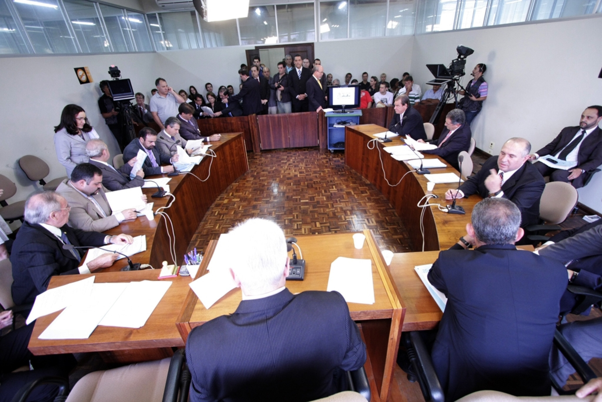 Ccj Aprova Reajuste Salarial Para Tribunal de Contas