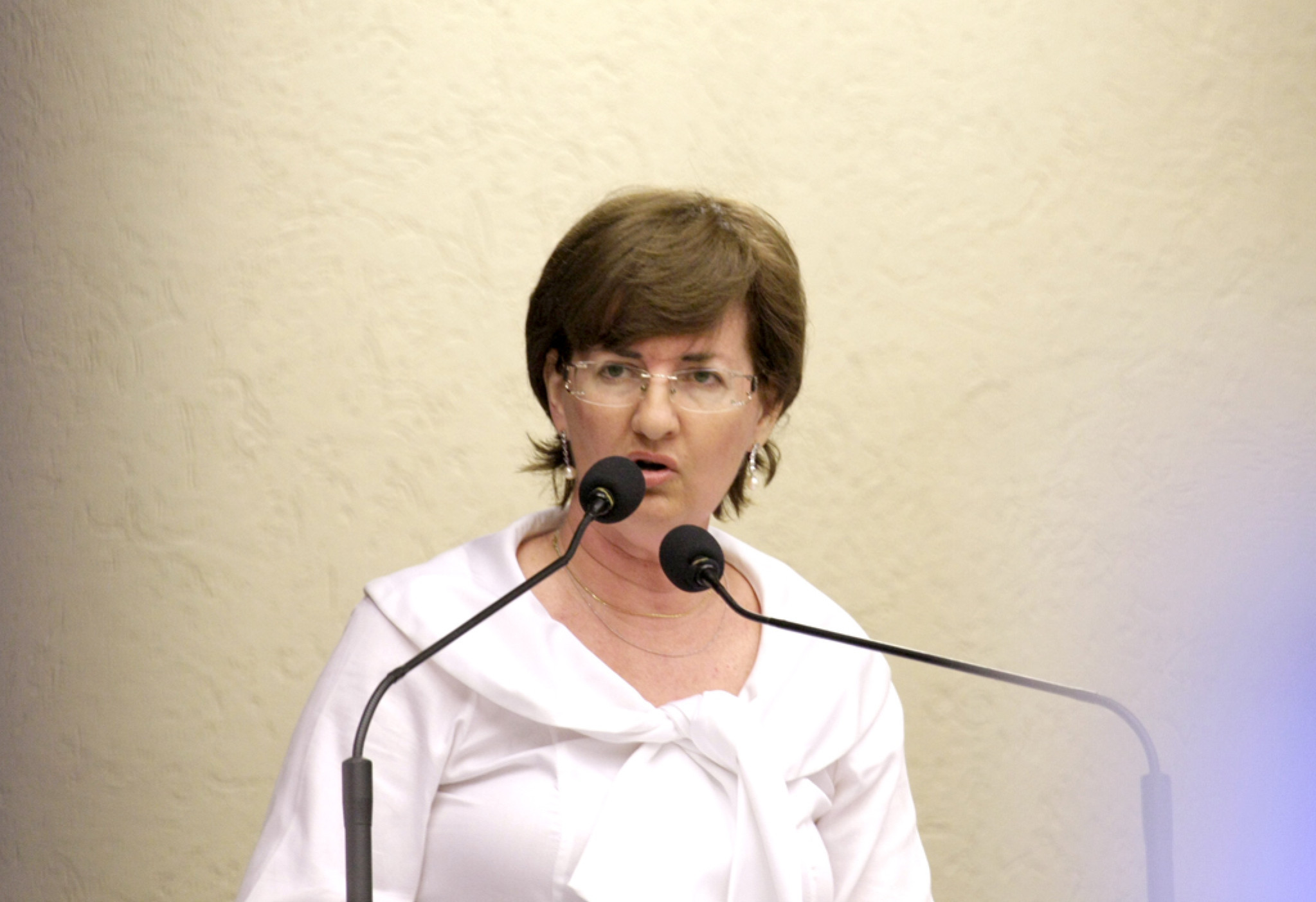 Lançado Selo Comemorativo do Jubileu de Ouro do Crf-pr