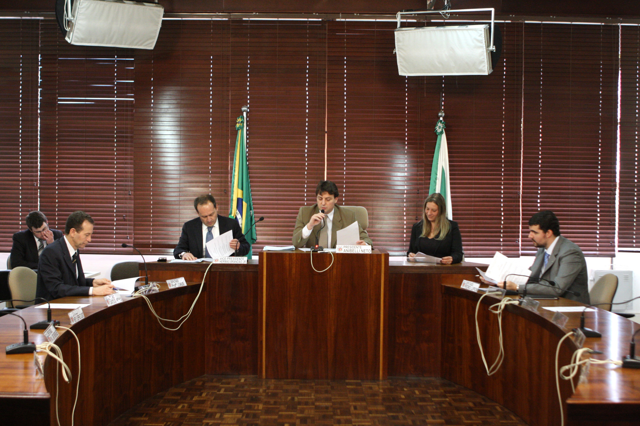 Hotéis terão que afixar cartazes com as exigências legais para a hospedagem de crianças