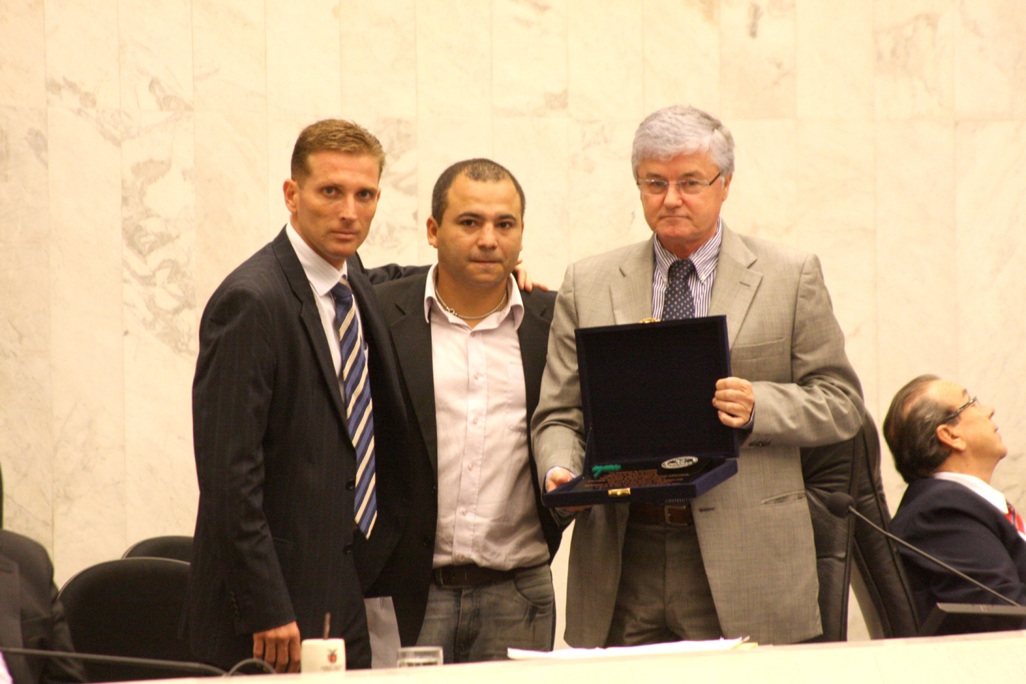 Rossoni é Homenageado Pela Abrabar