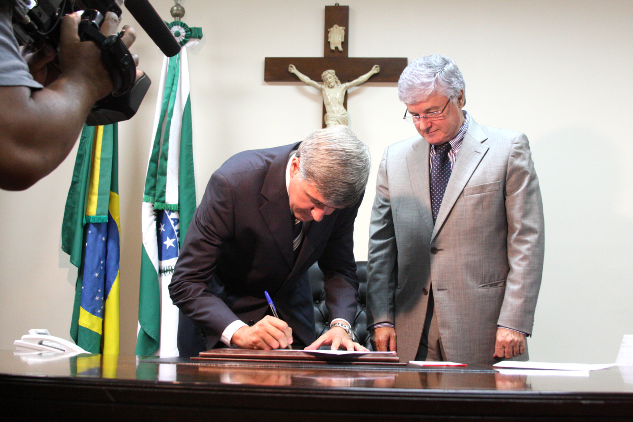 Gilberto Martin é Empossado Deputado