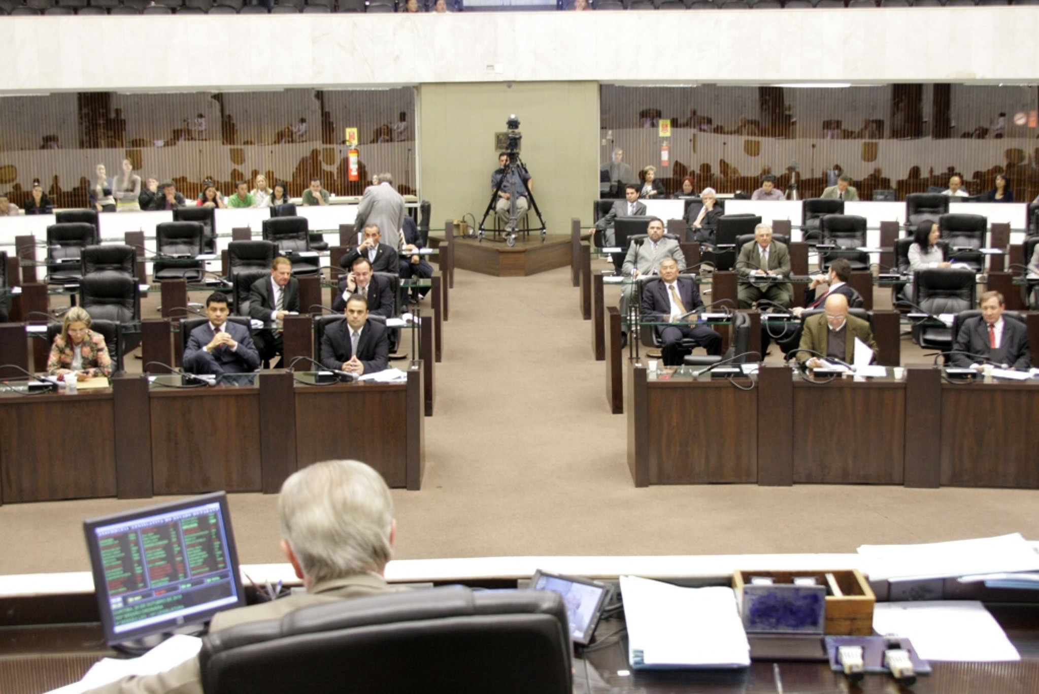 Deputados Aprovam Redação Final de Pec que Implanta Subsídio Para Policiais