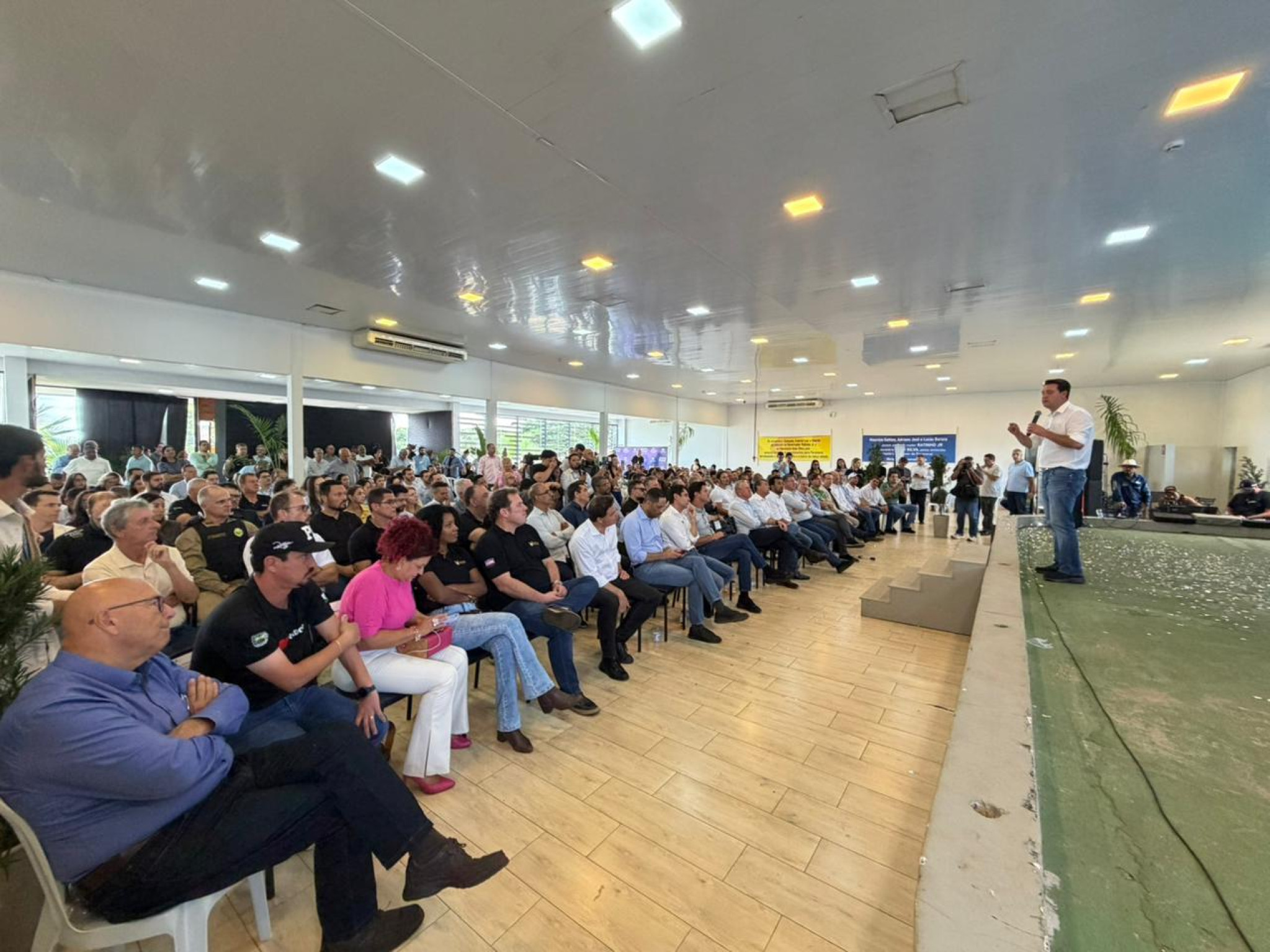 Governador Ratinho Júnior (PSD) destaca importância da Assembleia Itinerante durante visita à ExpoParanavaí