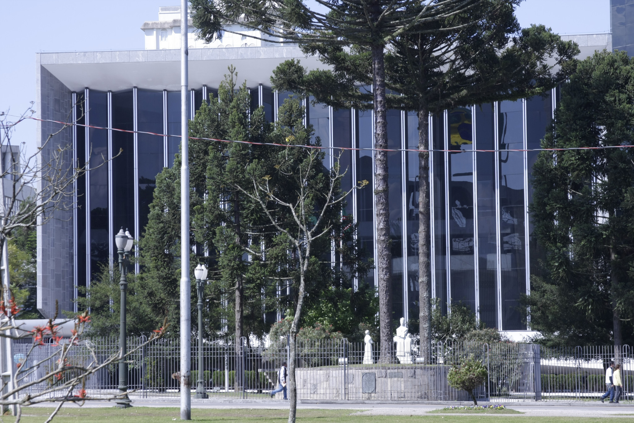 Projeto que Reestrutura Paranaprevidência Aguarda Indicação de Relator