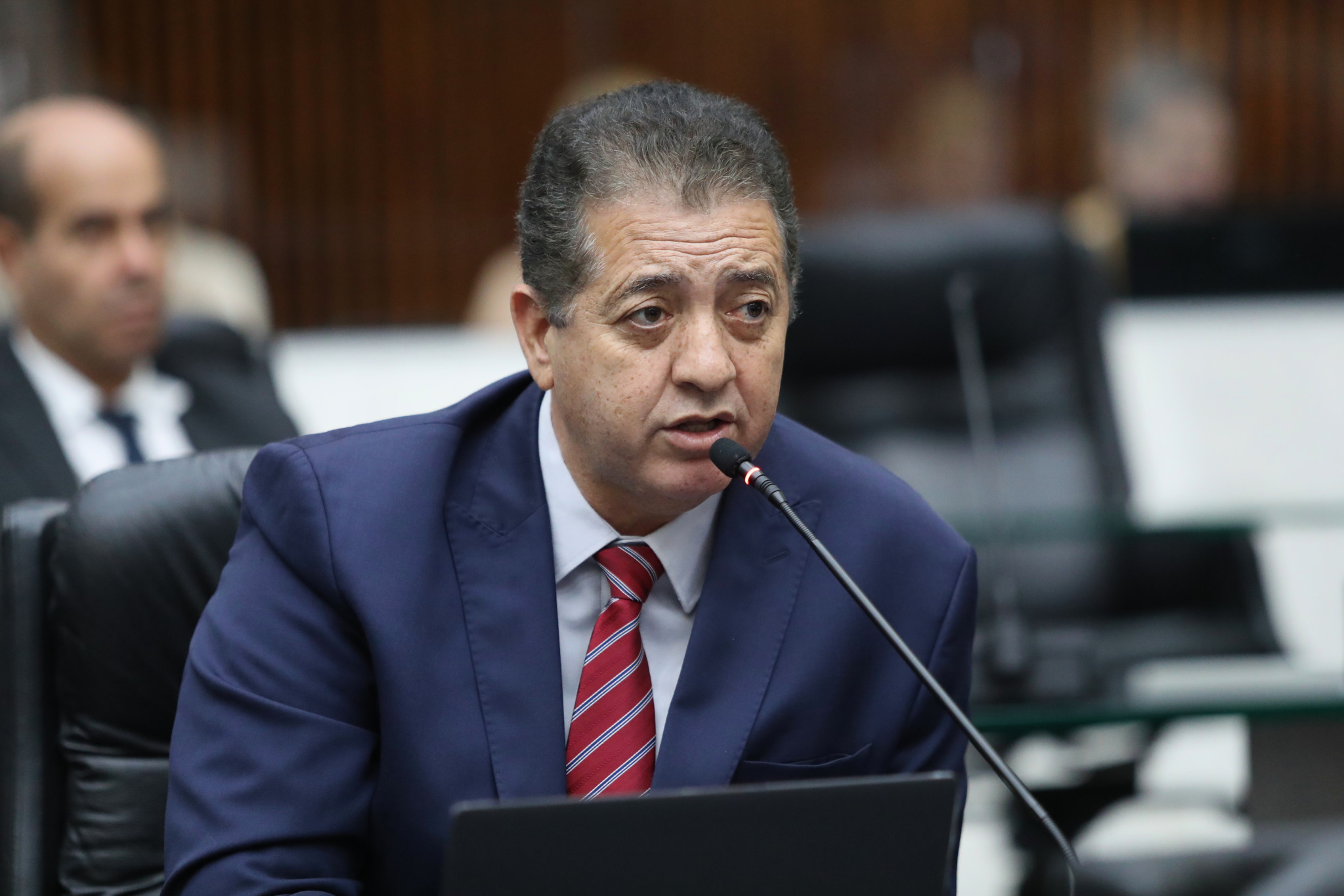 Em requerimento, deputado Cobra Repórter (PSD) pede providências para normalizar atendimentos do SAS em Londrina