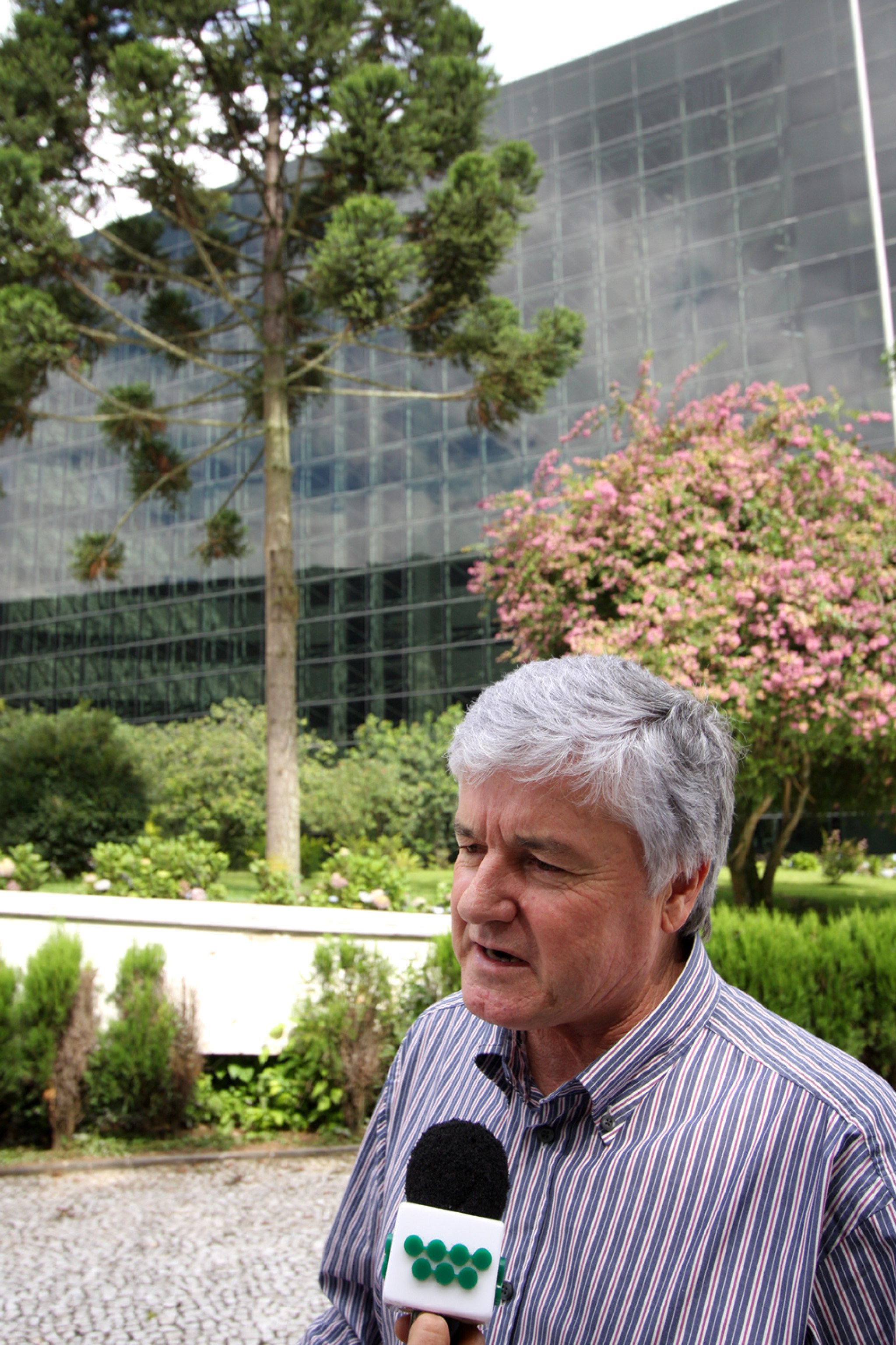 Rossoni Anuncia Novos Cortes de Gastos Na Assembleia