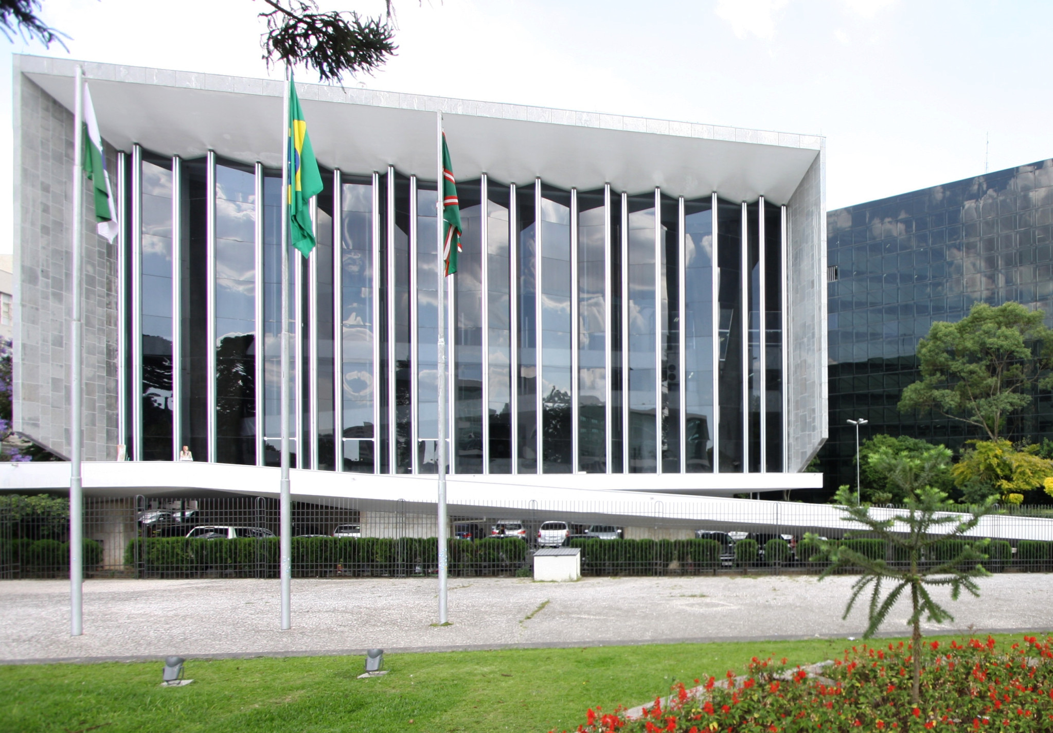 Assembleia começa a notificar aposentados sobre isenção de Imposto de Renda